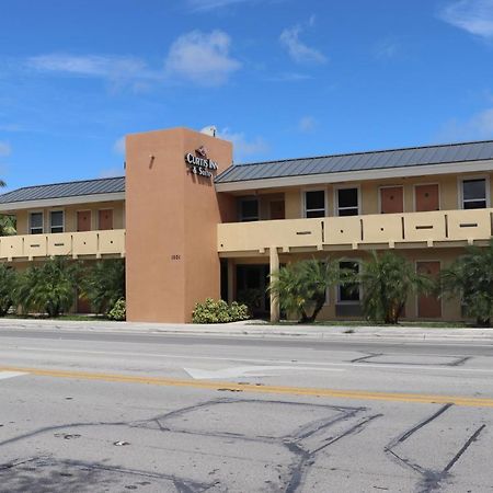 Curtis Inn & Suites ハリウッド エクステリア 写真