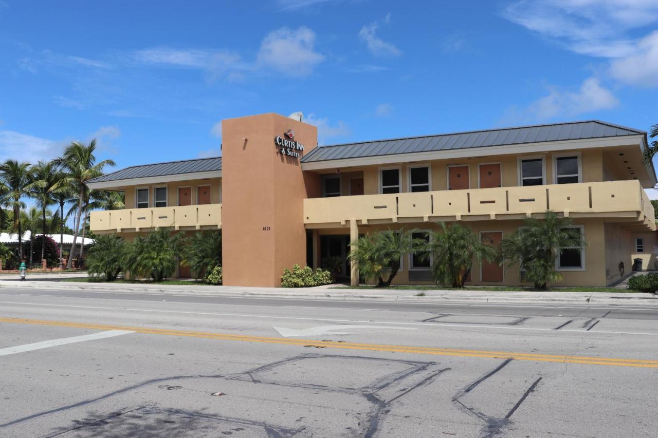 Curtis Inn & Suites ハリウッド エクステリア 写真