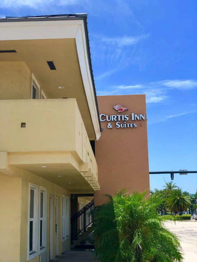 Curtis Inn & Suites ハリウッド エクステリア 写真