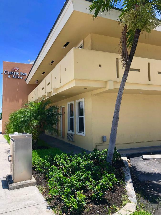 Curtis Inn & Suites ハリウッド エクステリア 写真